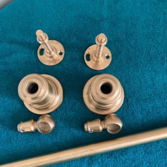 California Faucets 24” Towel Bar Solid Brass With Satin Gold Finish - Picture 4 of 7